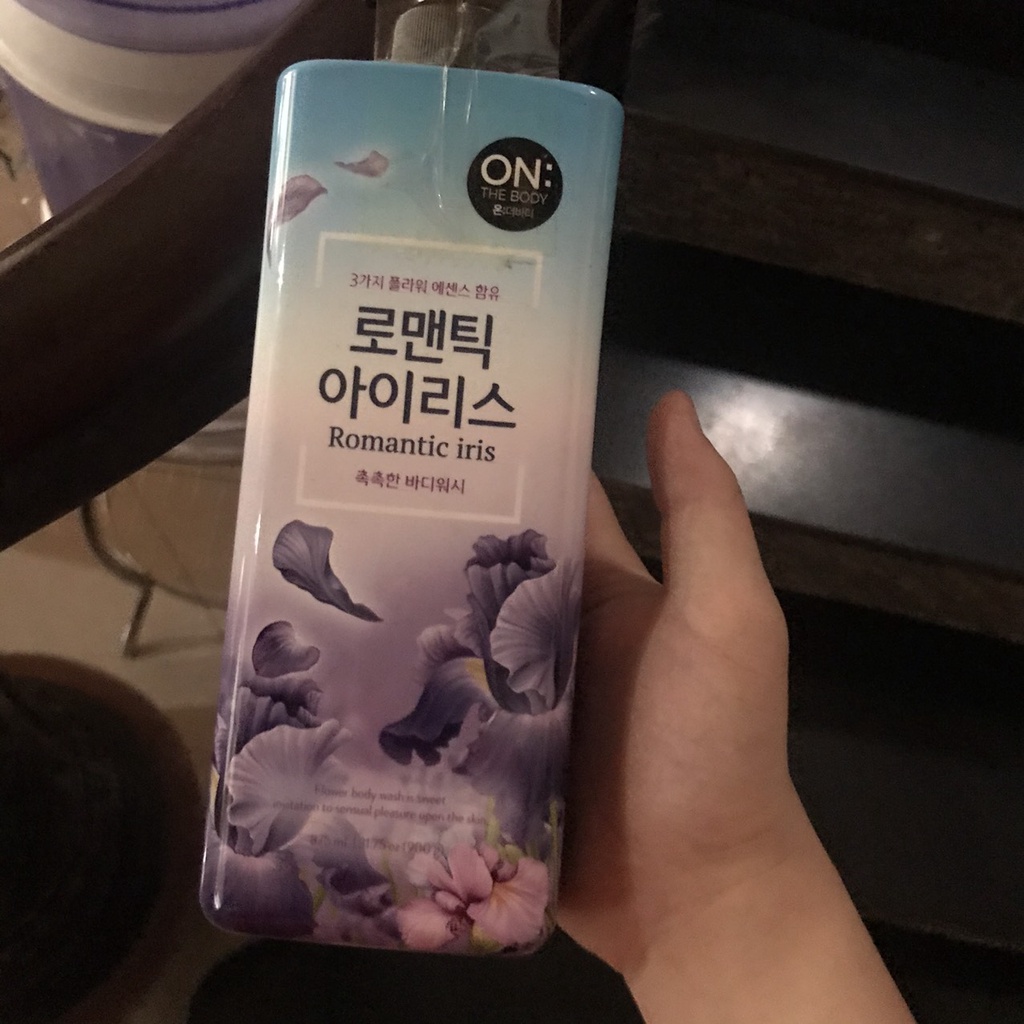 Sữa Tắm Trắng Da 💖 𝘍𝘳𝘦𝘦𝘴𝘩𝘪𝘱 💖 Sữa Tắm Hương Nước Hoa ON The Body - SP30