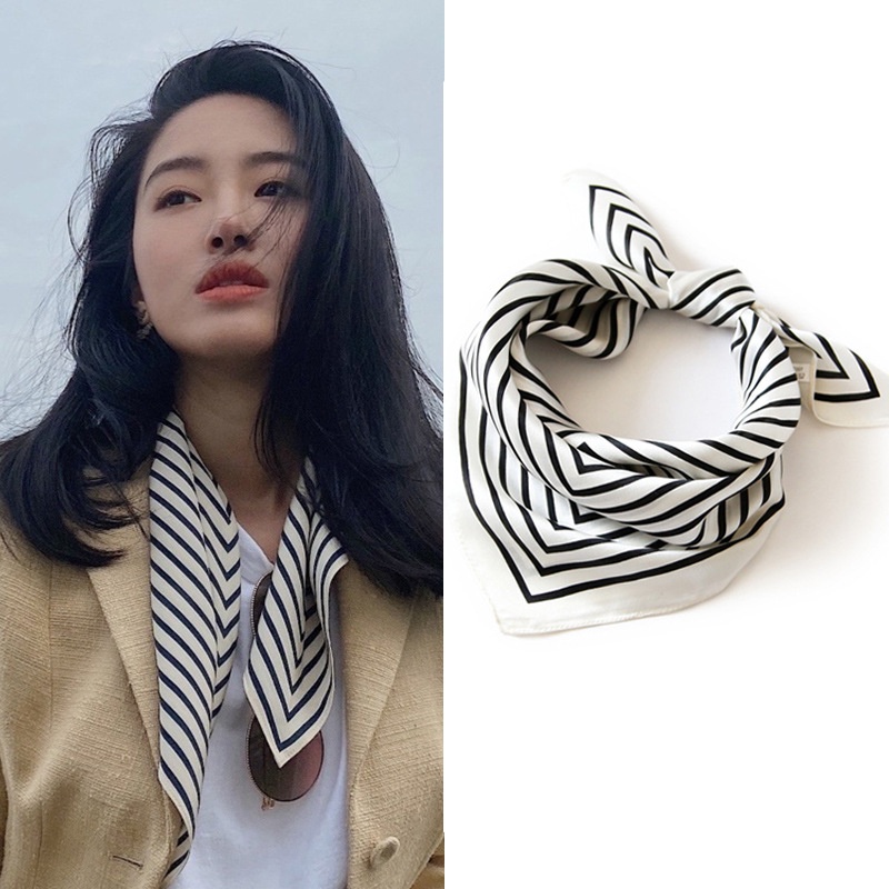 Khăn lụa vuông 70- Khăn turban quàng cổ làm áo yếm lụa Chiffon- Họa tiết chữ D đen trắng