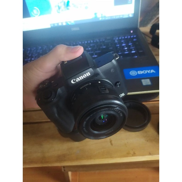 Máy ảnh kỹ thuật số EOS M50 + 14-55mm stm 98%
