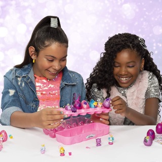 Hộp Hatchimals Dozen Colleggtibles