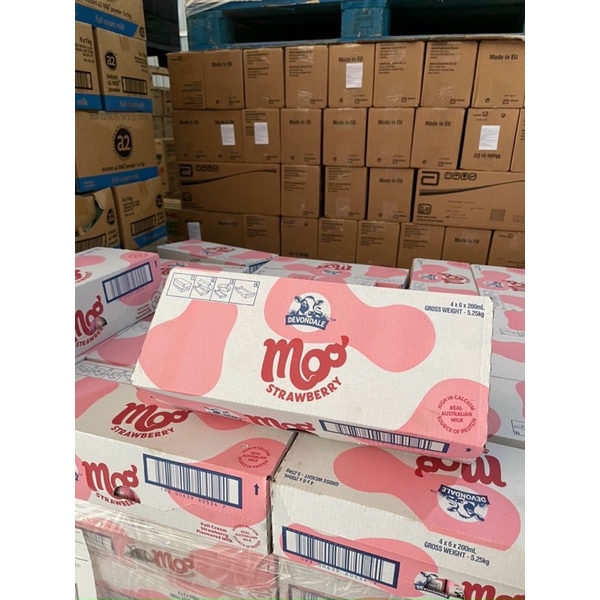 Lốc 6 hộp Devondale Dâu