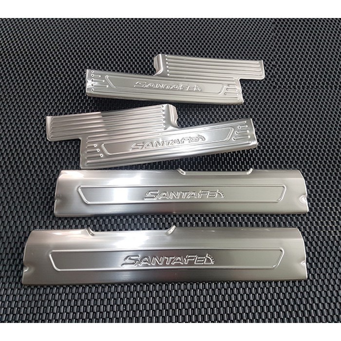 Ốp Bậc Cửa SantaFe 2019 2020 2021 mẫu INOX