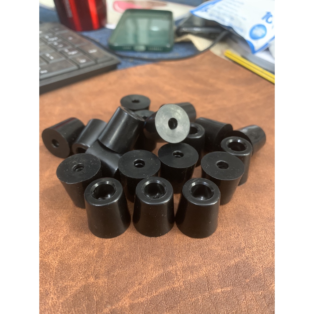 Chân đế cao su, chống sốc chống rung cho loa cô định loa cao 1cm combo 4cái