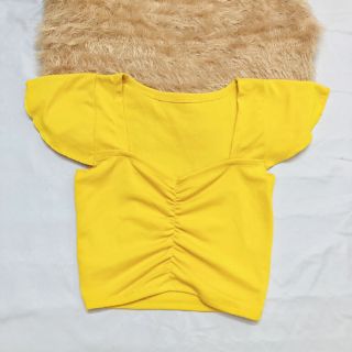 Áo croptop nhúng thun giữa ngực