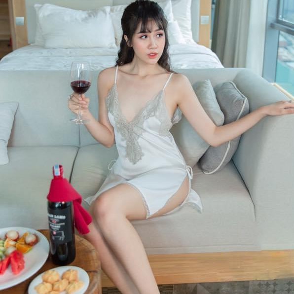 Váy ngủ lụa ren ngực sexy đầm ngủ hai dây xẻ tà hàng nhập cao cấp màu đỏ