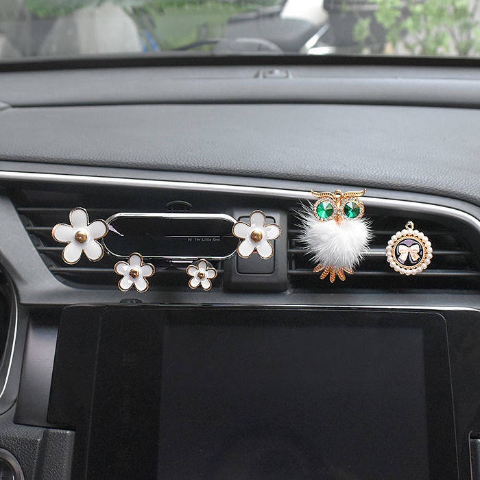 Giá đỡ điện thoại gắn lỗ thông gió xe hơi thiết kế thời trang