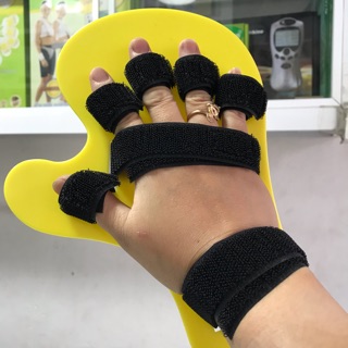 Nẹp cố định bàn tay