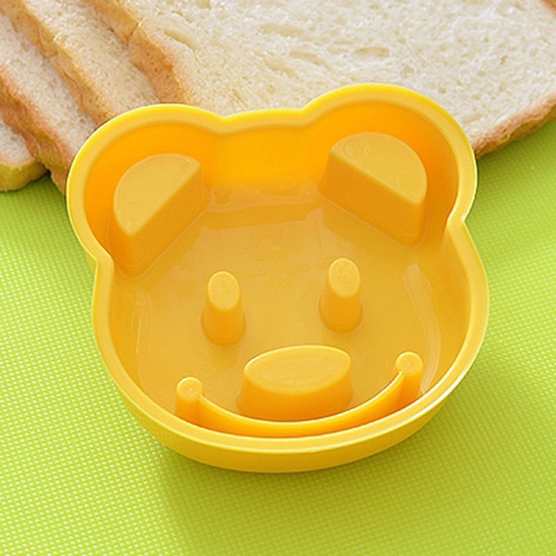 Khuôn Cắt Bánh Mì Sandwich / Bánh Quy Dập Nổi Hình Gấu Nhỏ Dễ Thương DIY