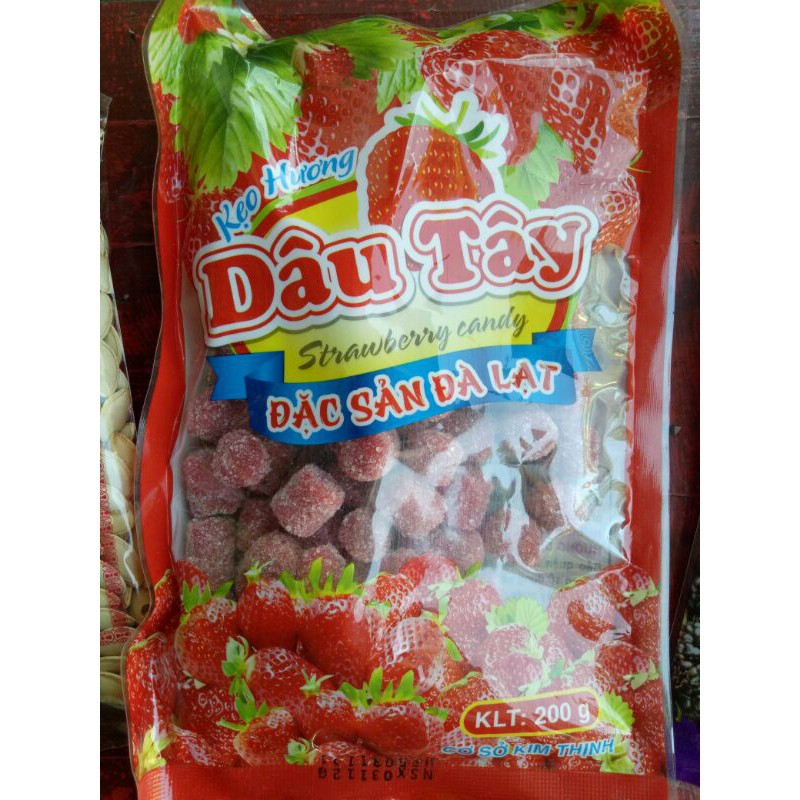 Kẹo mứt dâu Tây -dâu tằm -me cay  đà lạt 200G