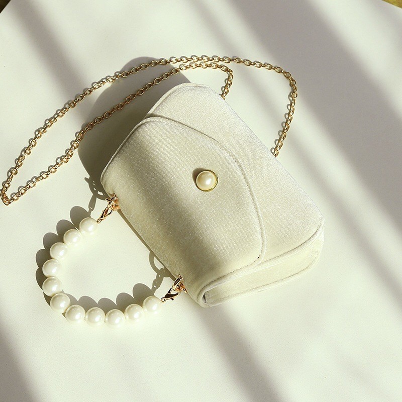 Túi đeo chéo da lộn kèm quay xách chuỗi ngọc sang chảnh 854