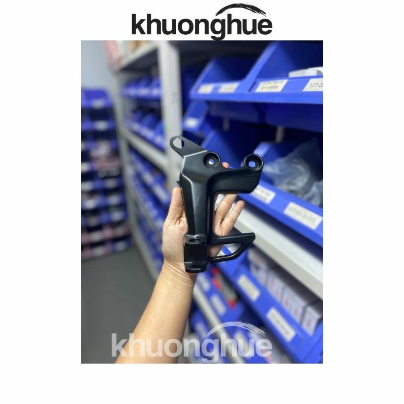 Pas nhôm gác chân sau bên trái xe Jupiter Fi chính hãng Yamaha