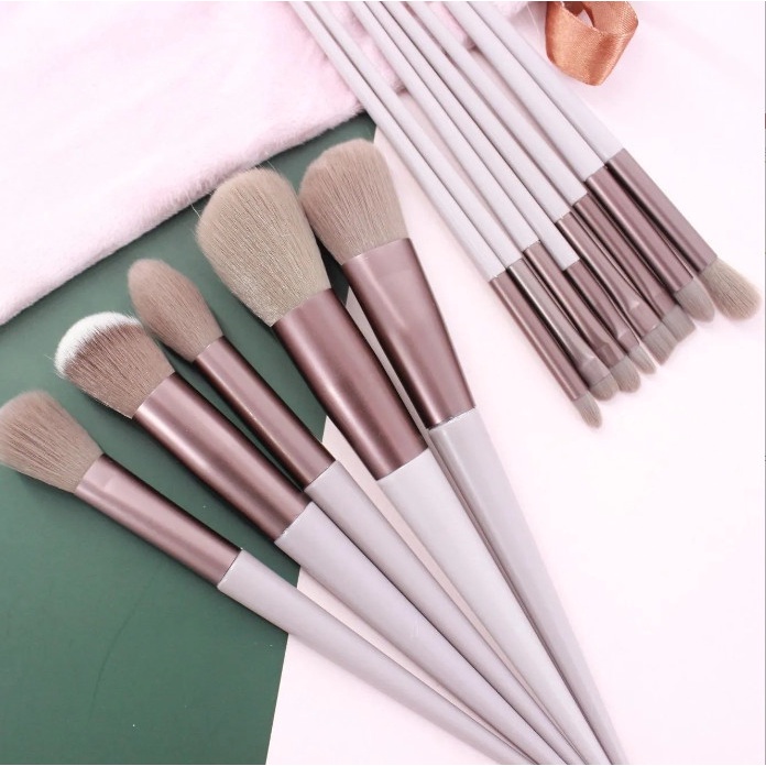 Bộ 13 cọ trang điểm cỡ lớn tiện dụng BAG U BO13CO