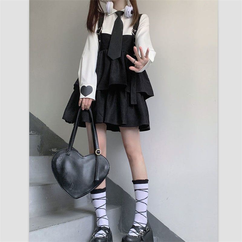 Váy yếm xếp tầng bèo nhún đen 2 dây khoá tim cute harajuku lolita ulzzang douyin