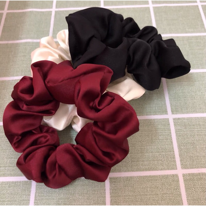 Cột tóc vải scrunchies buộc tóc vải trơn bóng loại đẹp hot trend