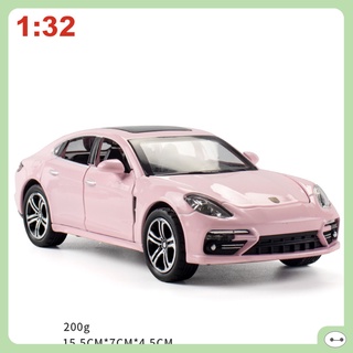 Mô hình xe porsche panamera hồng tỉ lệ 1:32
