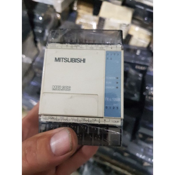 Bộ lập trình plc mitsu fx 1s 10mr