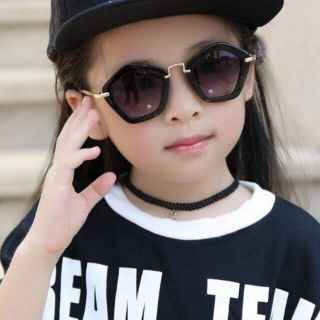 Com bo sỉ phạm hiền