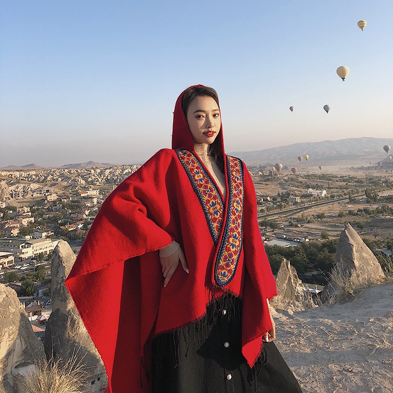 Áo choàng boho thổ cẩm nữ mùa thu đông vintage có mũ khăn poncho khoác ngoài len dạ ấm - Mã LE03 The Collar Box