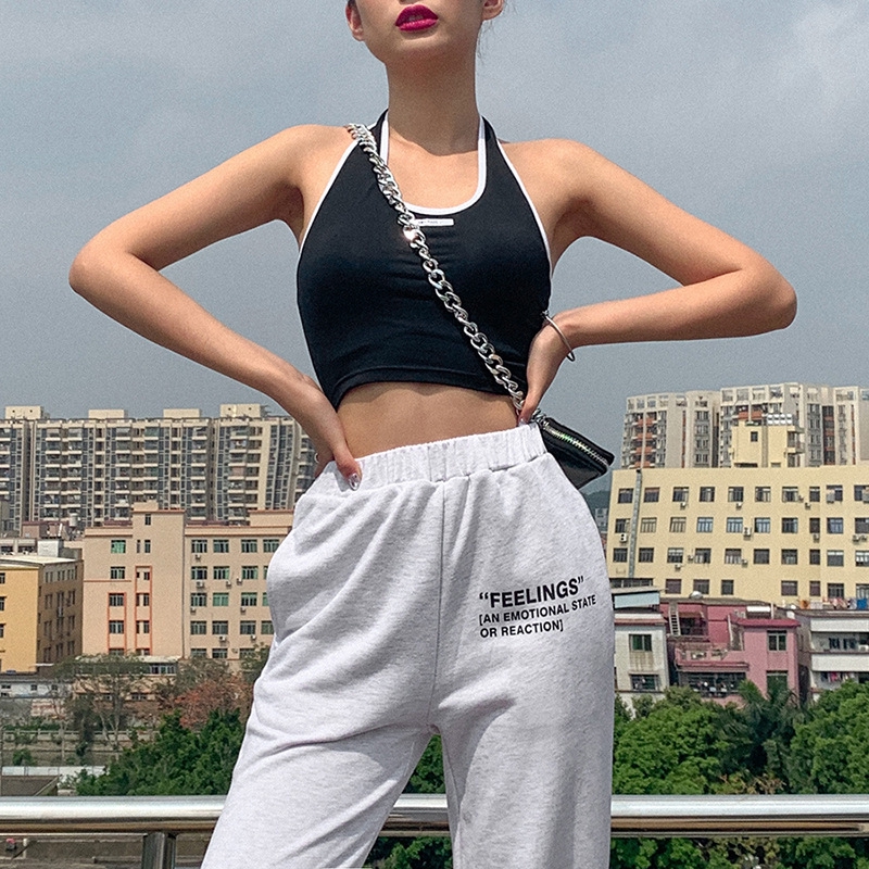 Áo hai dây ngắn ôm dáng quyến rũ cho nữ