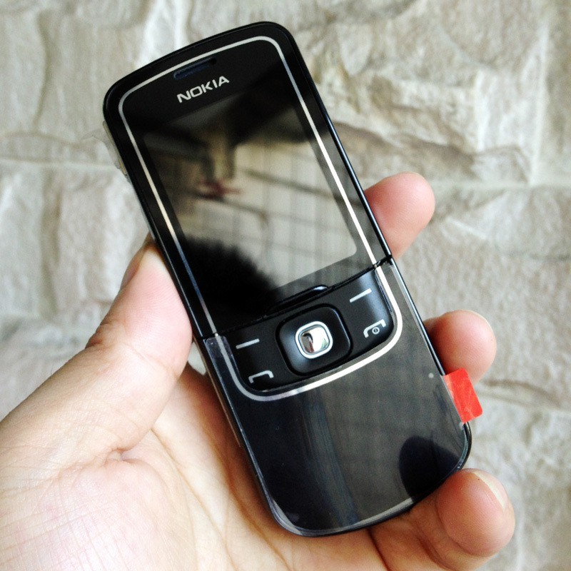 Điện thoại nokia 8600 luna tồn kho mới 99%