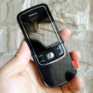 Điện thoại Nokia 8600 Luna