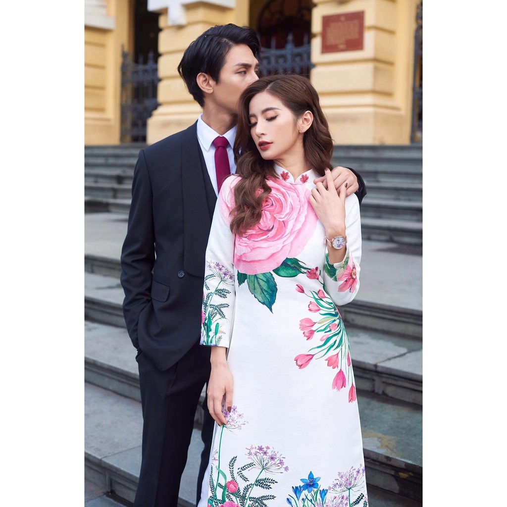 Áo Dài Truyền Thống, Áo Dài Có Cổ Tay Lửng Chất Liệu Gấm Dày Cao Cấp Họa Tiết Hà Cúc Sang Trong Quý Phái. | BigBuy360 - bigbuy360.vn