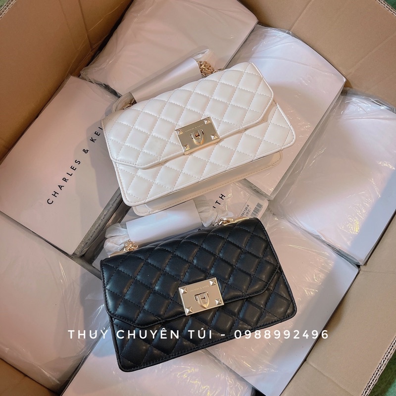 Túi Khoá Nhọn Ô trần trám size 22 Mới