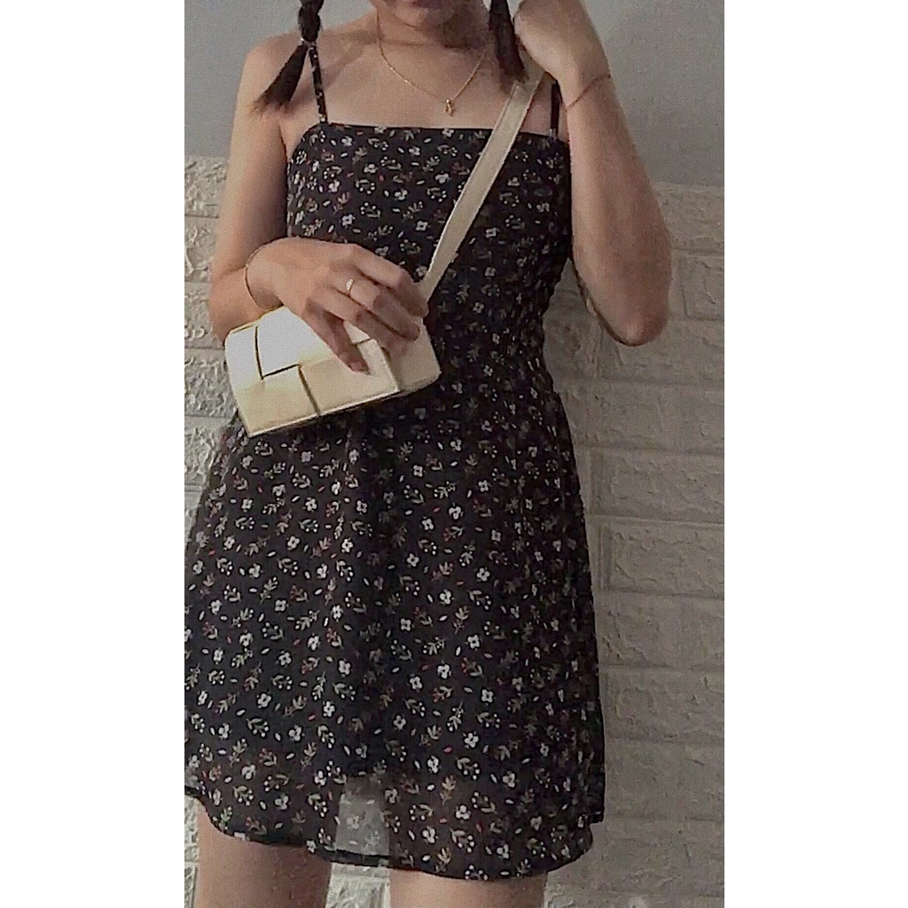 Đầm 2 dây ôm hoa nhí