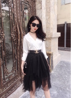 Áo sơ mi cổ vét đính cườm