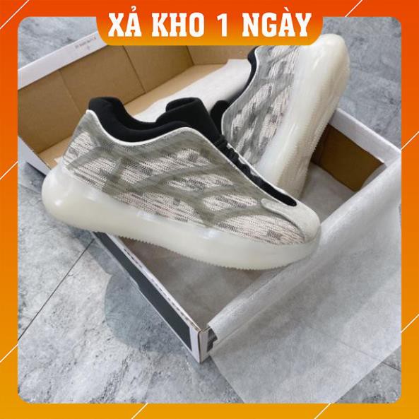 [Clip thật - Hàng Siêu Cấp] Giày Nam, Giày Thể Thao Nam YZ700 Dạ Quang Phát Sáng Xanh 1922 | BigBuy360 - bigbuy360.vn