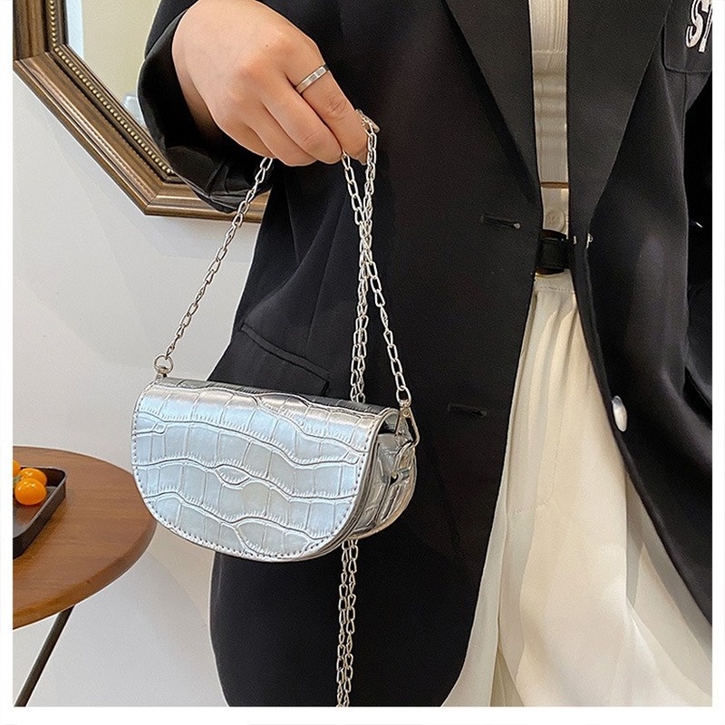 Túi Xách Đeo Chéo Dây Xích Thời Trang Mùa Hè 2022 GYLXB1397