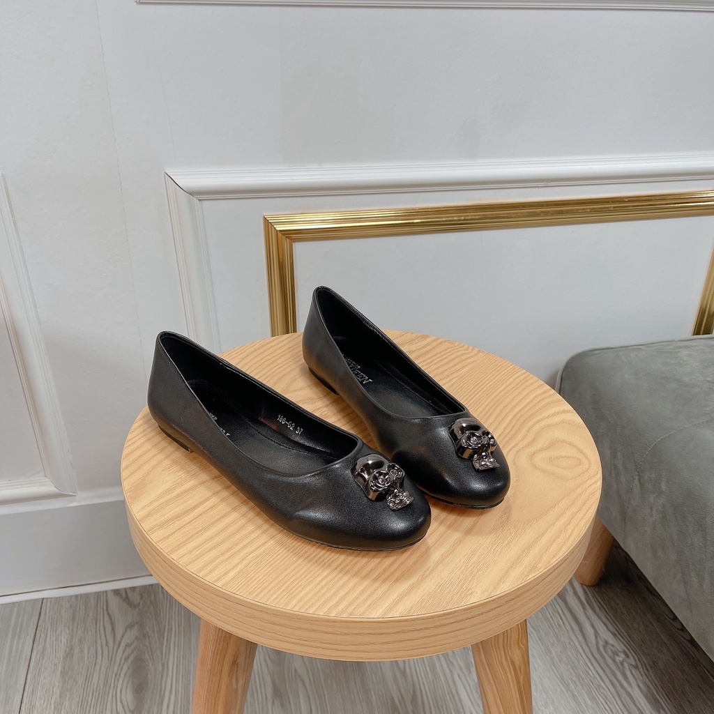 Giày Bệt Nữ Đầu Lâu Mc Queen Da Mềm Fullbox Cao Cấp