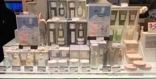 Set dưỡng trắng da Huxley