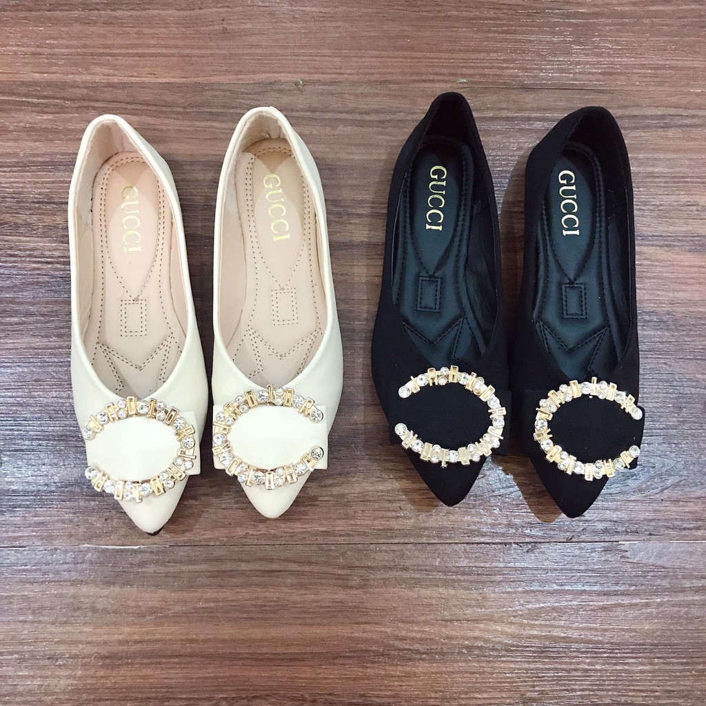 Giày bệt Khóa C đá | BigBuy360 - bigbuy360.vn