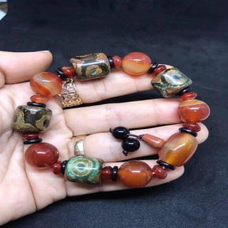 VÒNG TAY ĐÁ MÀU LẠT MA TÂY TẠNG