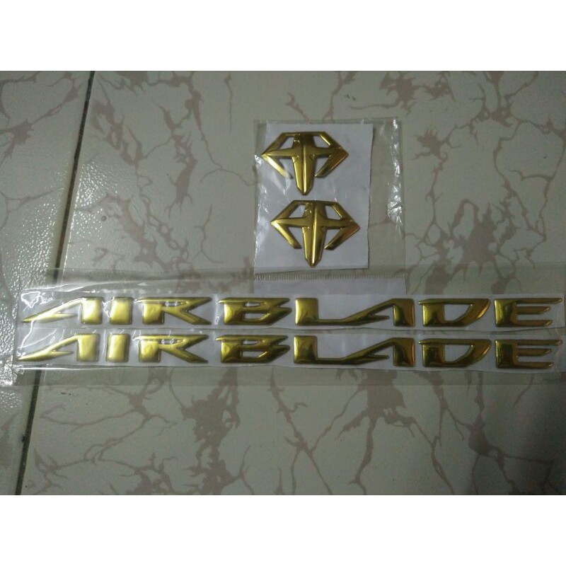 Bộ chữ nổi Airblade lô gô nổi kim cương vàng