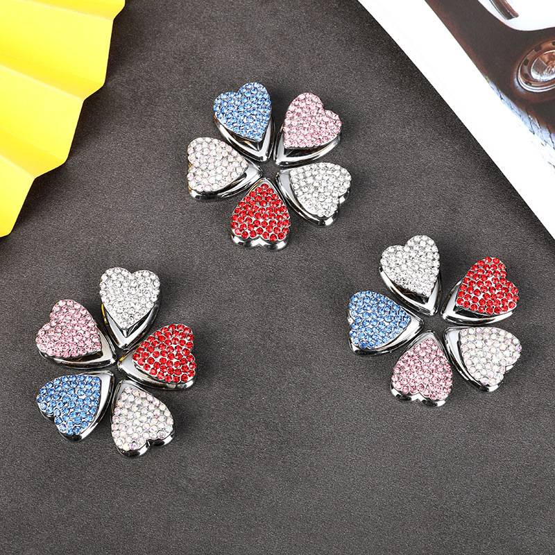 Móc Treo Đồ Mini Đa Năng Dạng Dính Hình Trái Tim Đính Đá Sang Trọng