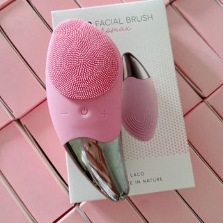 Máy rửa mặt laco