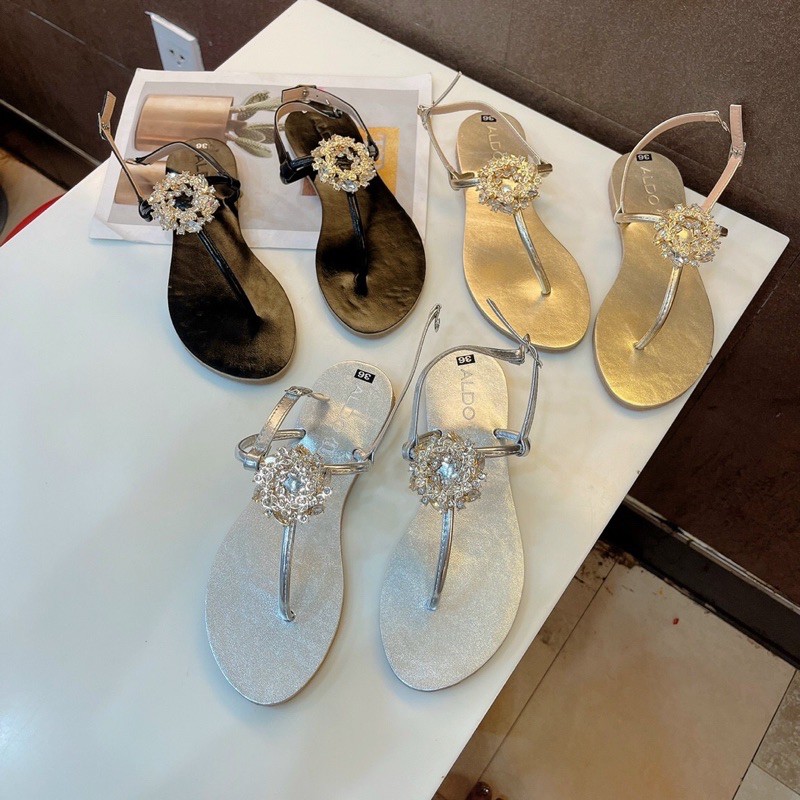 Sandal kẹp da nhũ khóa Đá O+ khoá B  (loại 1)