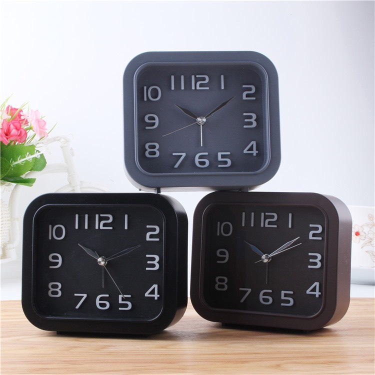 Đồng hồ để bàn trang trí, có báo thức