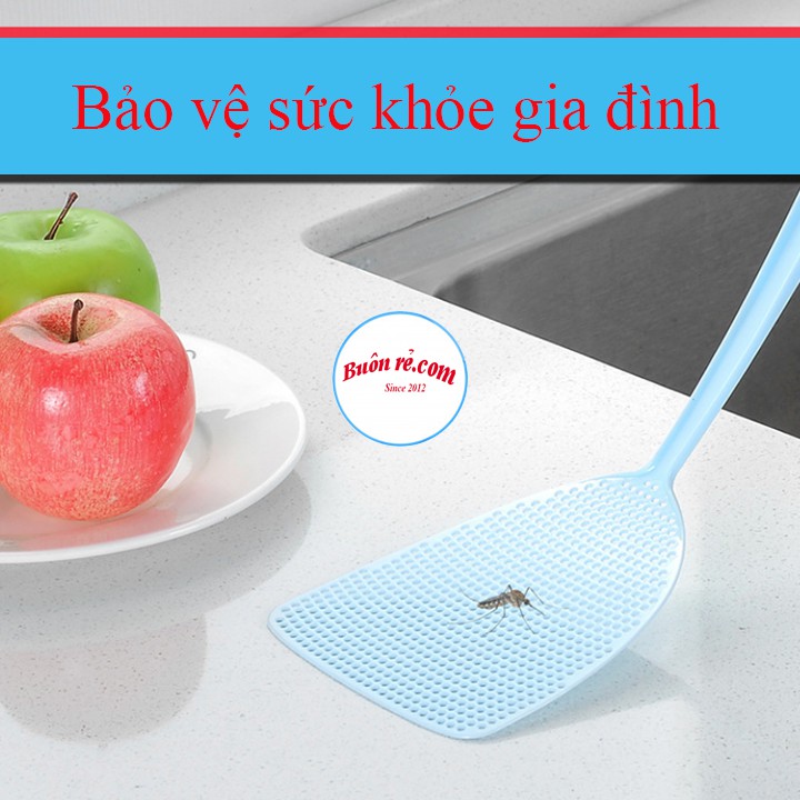 Vợt đập ruồi nhặng cán dài bằng nhựa dẻo cao cấp 01207 - Buonrecom