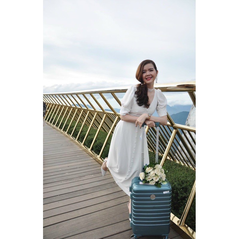 ĐẦM CỔ V NÚT BỌC MIDI