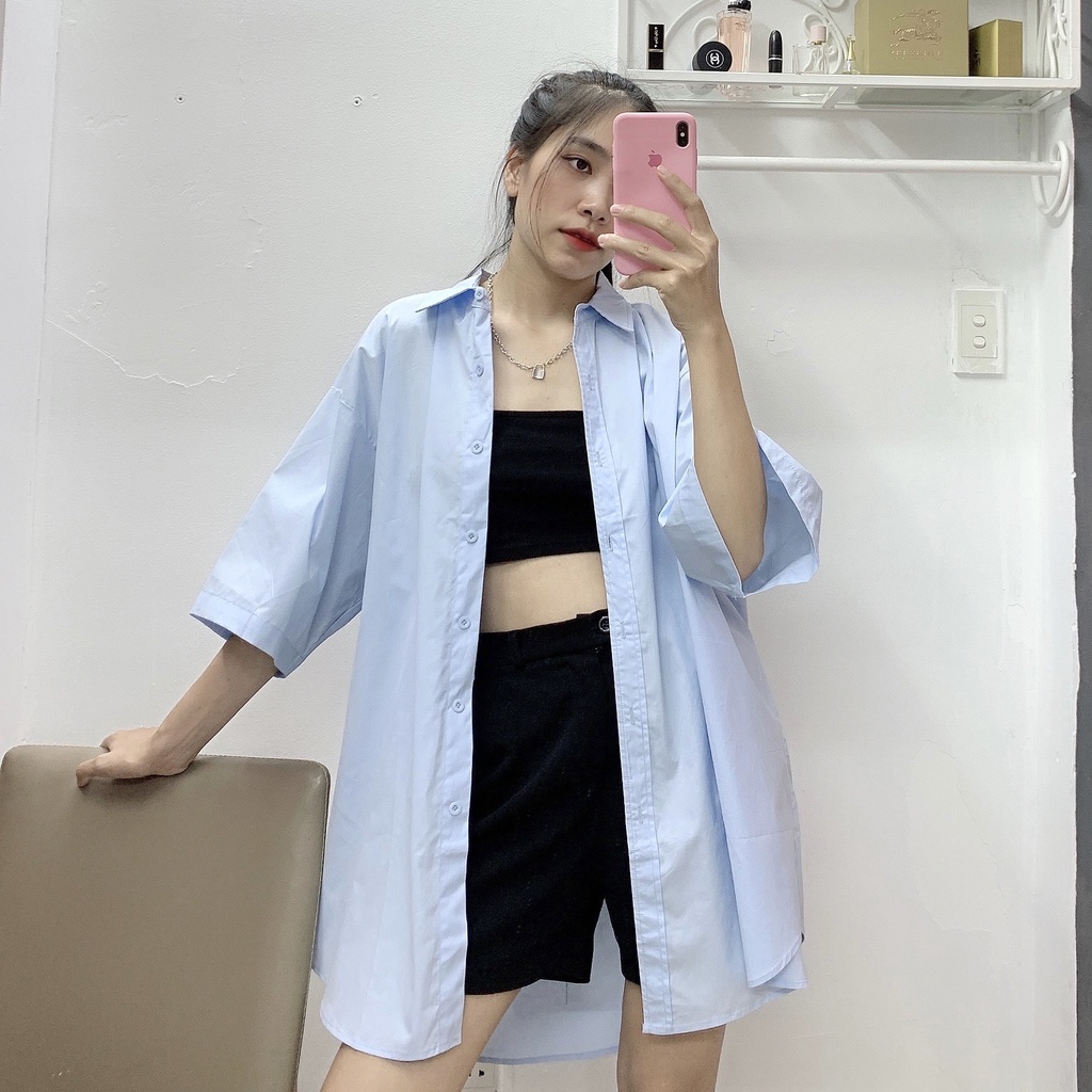 Áo sơ mi Oversize màu xanh dương nhạt phong cách Streetstyle