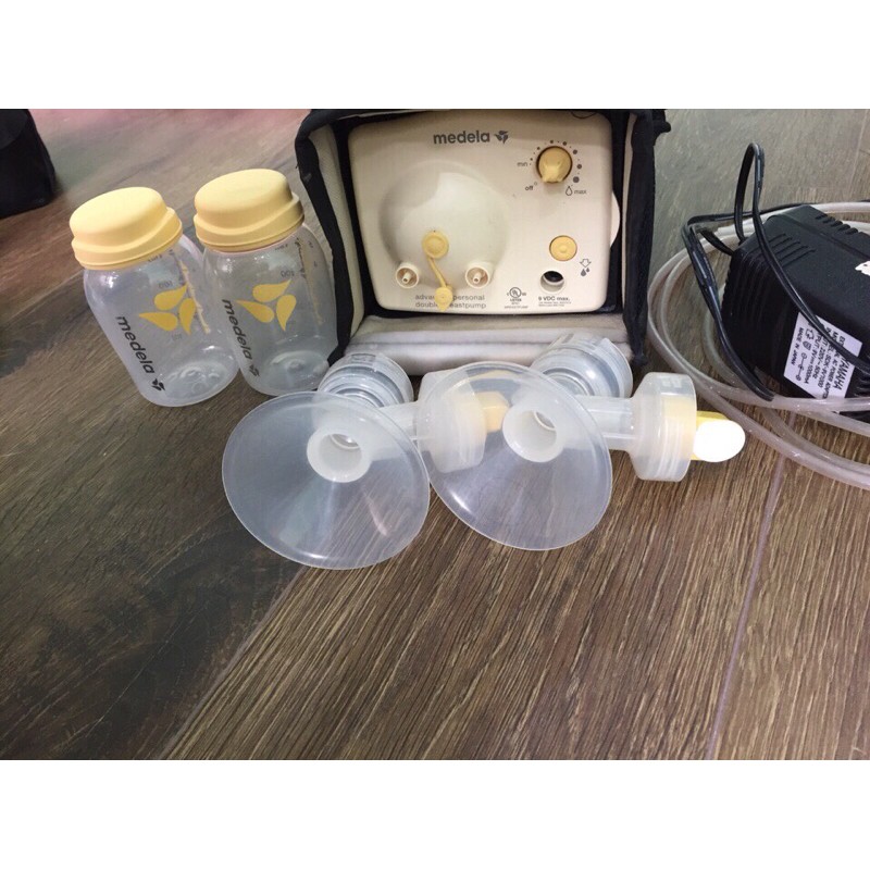 Thanh lý máy hút sữa medela pum