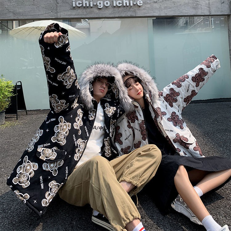 Áo khoác họa tiết gấu chất liệu đệm vải cotton cổ lông dày dặn thích hợp dành cho mùa đông | BigBuy360 - bigbuy360.vn