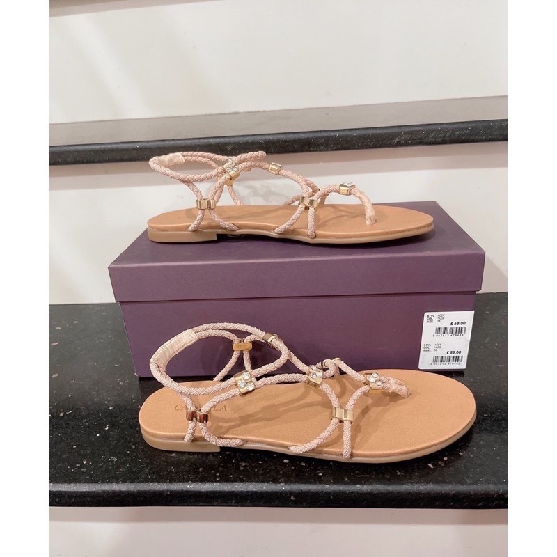 Sandal xuất dư Carvela size 36-41 (form nhỏ, full box)