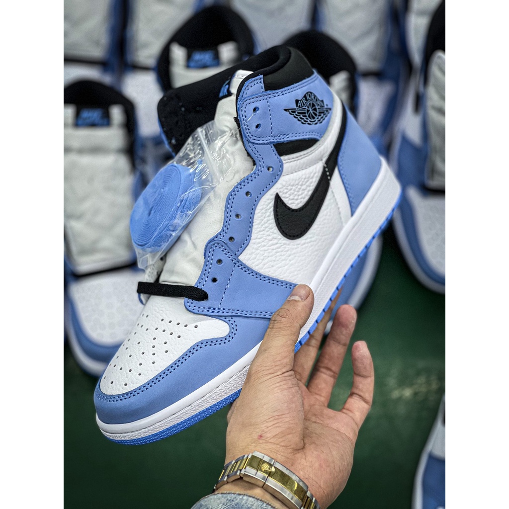 Giày Air Jordan 1 Retro High OG "University Blue"