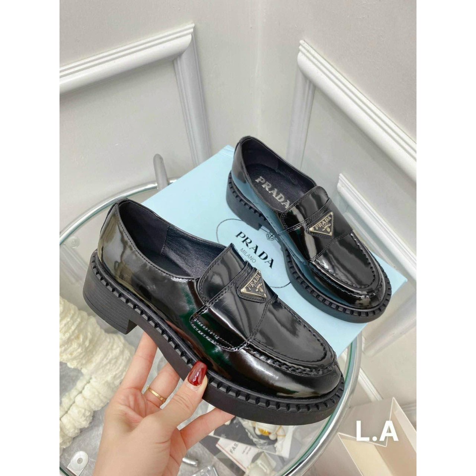 Giày oxford Prada da bóng, đế 3.5cm