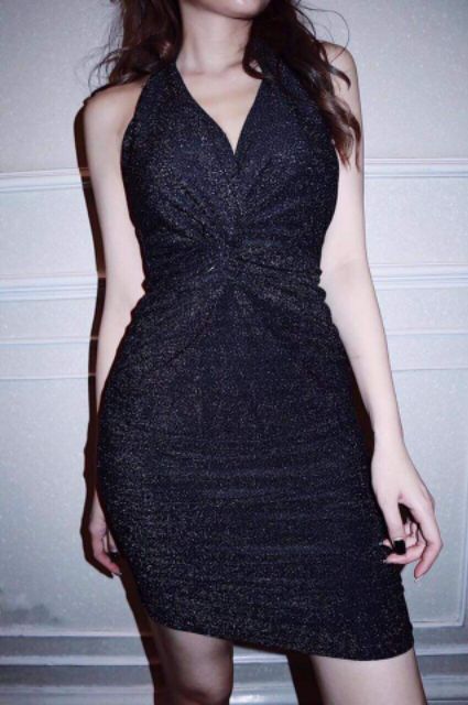 ĐẦM BODY NHŨ CỔ YẾM