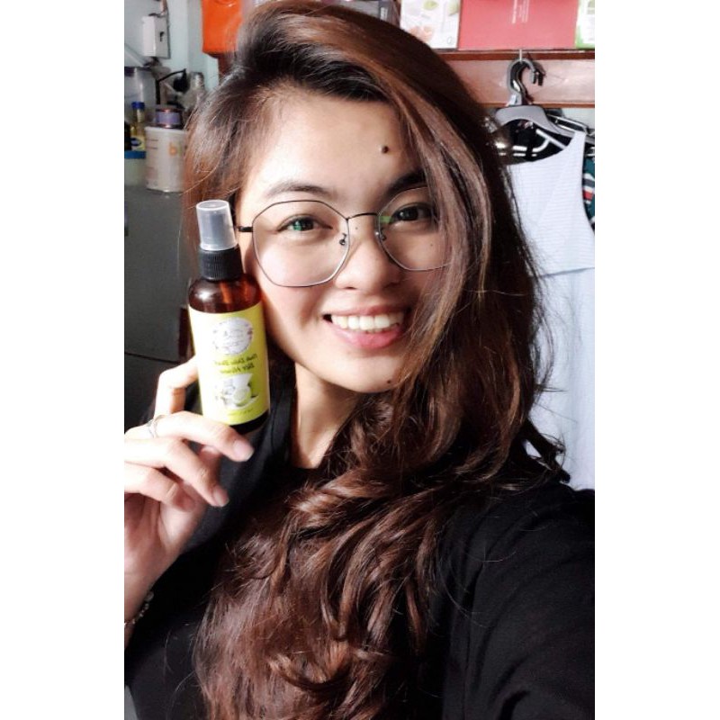 TINH DẦU BƯỞI XỊT TÓC HANDMADE NHÀ BỘT CHIẾT XUẤT 100% TỪ BƯỞI TƯƠI | BigBuy360 - bigbuy360.vn